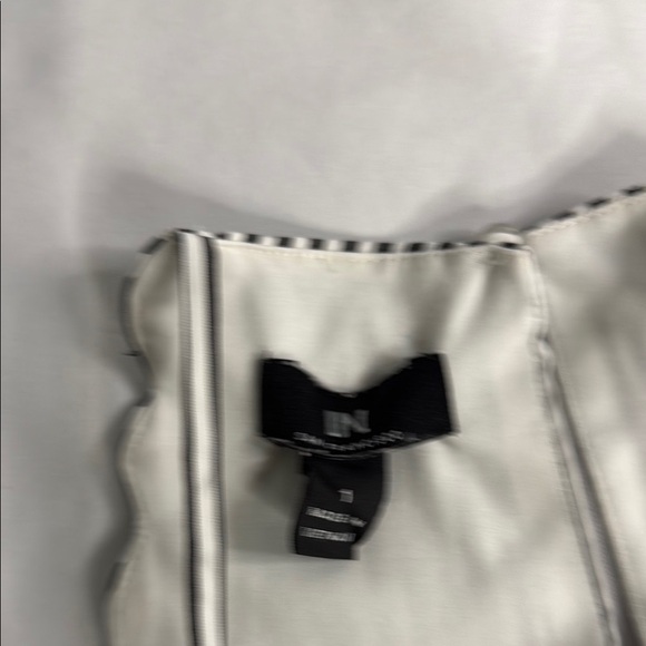 Asymmetrical Black and White Dress with Modern Flair - Picture 5 of 6